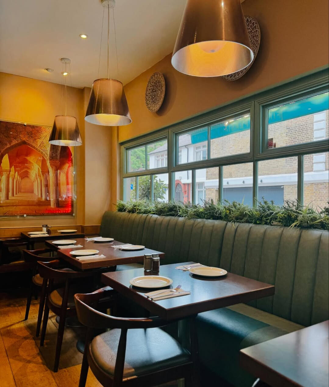 Sadaf Garden Restaurant Tables